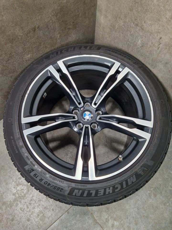 Original BMW M5 Michelin Winter Kompletträder 19 Zoll Felgen Satz in Rodgau