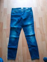 Diese schöne neue Only Damenjeanshose Gr.29-30 Hessen - Eiterfeld Vorschau