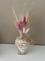 Schöne Herzförmige Vase mit Trockenblumen zum Muttertag Hessen - Lorsch Vorschau
