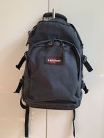 Eastpak Schulrucksack Laptopfach grau sehr gut Frankfurt am Main - Nordend Vorschau