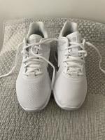 Nike REVOLUTION 6 Next Nature Damen Sneaker weiß 36 neu! Eimsbüttel - Hamburg Schnelsen Vorschau