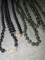 4 schöne Halsketten, Perlenketten, Jade und Hämatit je 6,- € Hessen - Neukirchen Vorschau