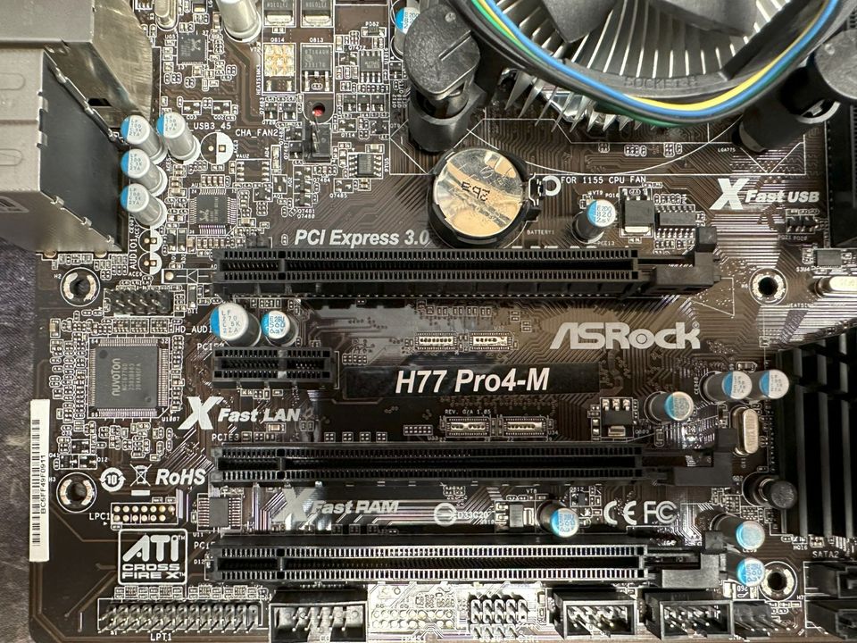 Mainboard + CPU + Arbeitsspeicher - i3-3240 - 2x4GB DDR3 - ASRock in Wiesau