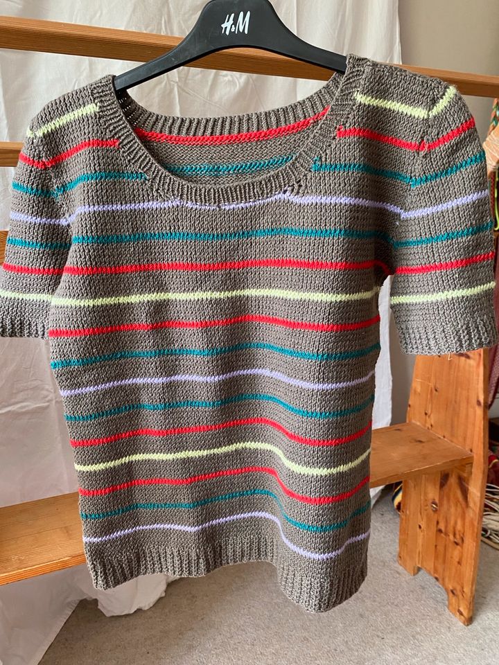 Strickpulli handmade Wollpulli 38 in Hamburg