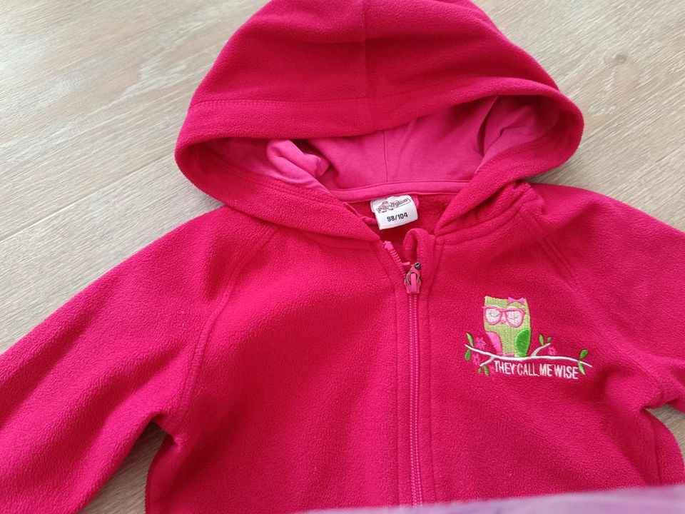 Pinke Fleesjacke 98/104 in Hattingen