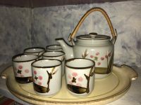 Teekanne und 6 Tassen mit Tablet Nordrhein-Westfalen - Höxter Vorschau