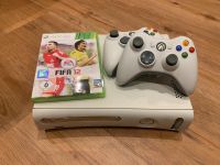 XBOX 360 mit 2x Wireless Controller und FIFA 12 Bayern - Moorenweis Vorschau