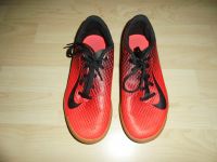 Nike Hallenschuhe Gr. 35, rot! Bayern - Erlenbach am Main  Vorschau