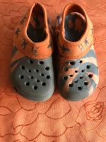 Gr. 25 Clogs Badeschuhe Gummischuhe mit Fersenriemchen Hessen - Hirzenhain Vorschau