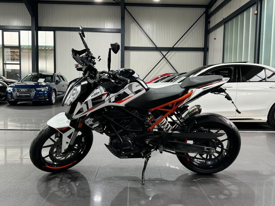 KTM KTM 125 DUKE | TOP ZUSTAND | 1. HAND in Spaichingen