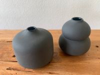 H&M Home Vasen Minivasen Dekovasen Deko Steingut schwarz matt Bayern - Würzburg Vorschau
