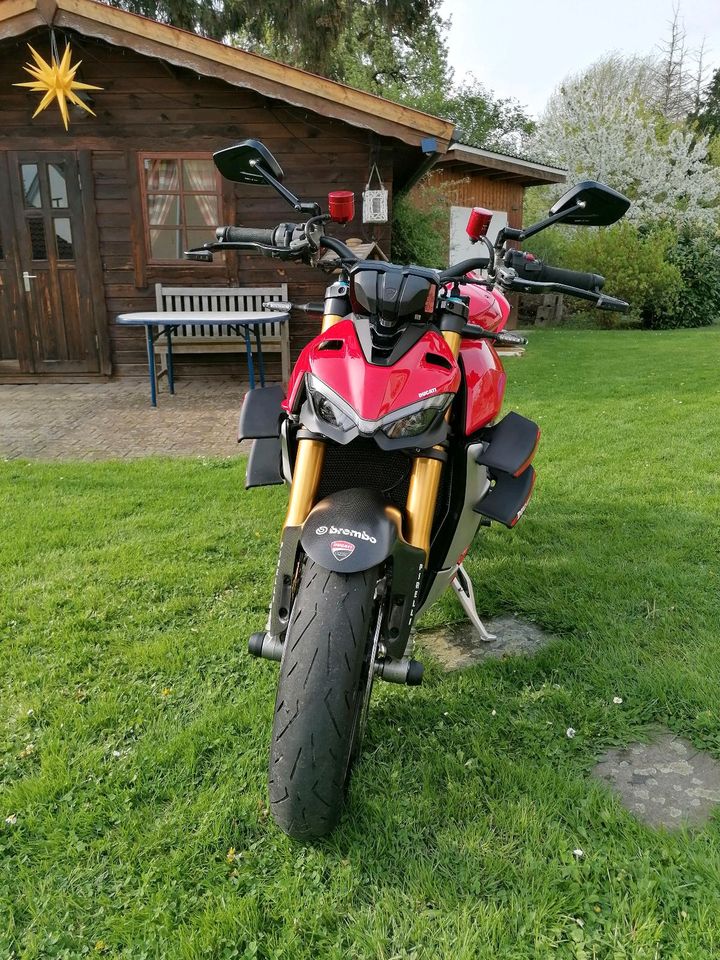 Ducati Streetfighter V4S in Paderborn