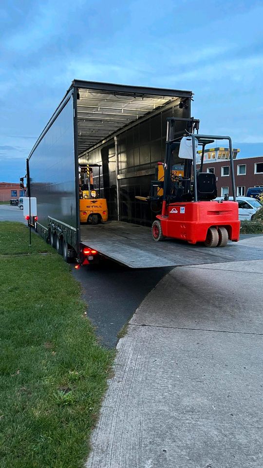 Transport Traktor Radlader Stapler Bagger Unimog Arbeitsbühnen in Hamburg