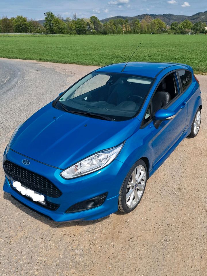 Ford fiesta 1.0 Eco Boost 125PS in Hirschberg a.d. Bergstr.