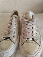 Schuhe von Converse Gr. 37,5 Niedersachsen - Peine Vorschau