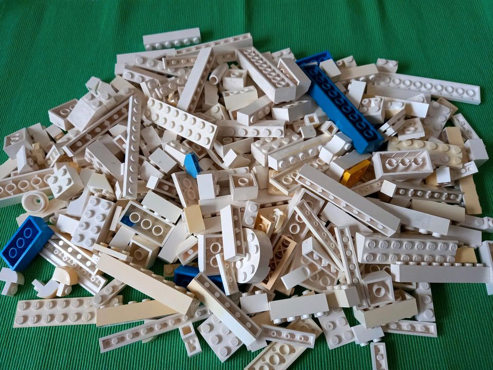 Lego "Alte Lego-Steine bunt gemischt 260teilig" in Hannover