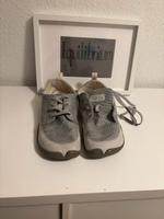 neuwertige Wildling Kranich Refoxed Barfußschuhe grau Gr.40 Thüringen - Erfurt Vorschau