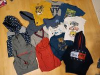 Bekleidungspaket Steppweste, Teddyfelljacke, Pullis, T-Shirts 110 Nordrhein-Westfalen - Herne Vorschau