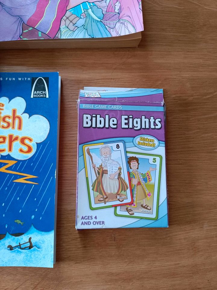 Christliche Kinderbücher, DVDs auf Englisch in Göttingen
