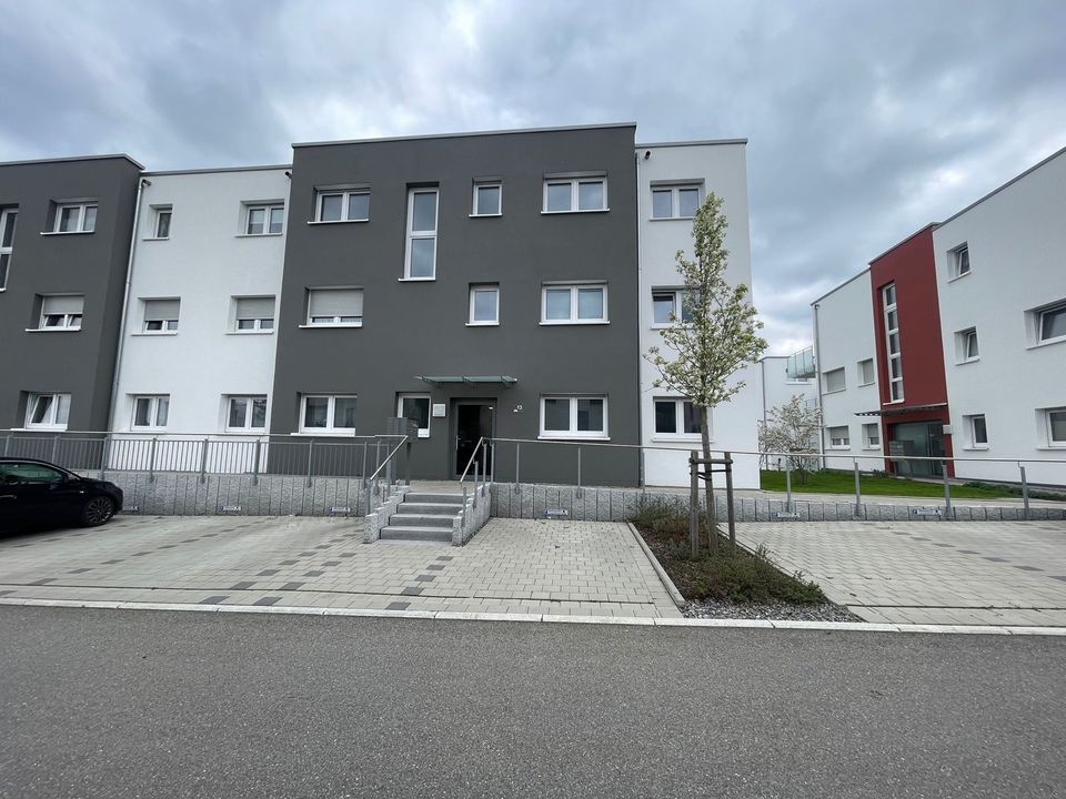 3,5-Zimmer-Wohnung mit Balkon / TG-Stellplatz  / Fußbodenheizung in Villingen-Schwenningen