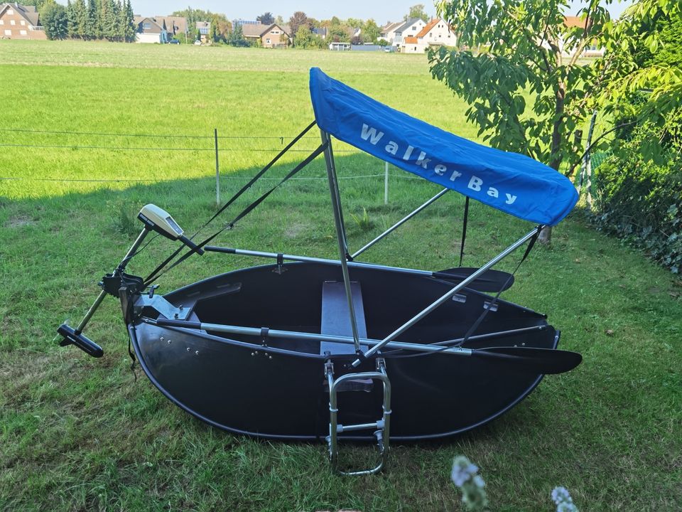 Faltboot / Angelboot / Bananenboot / Viel Zubehör in Herford