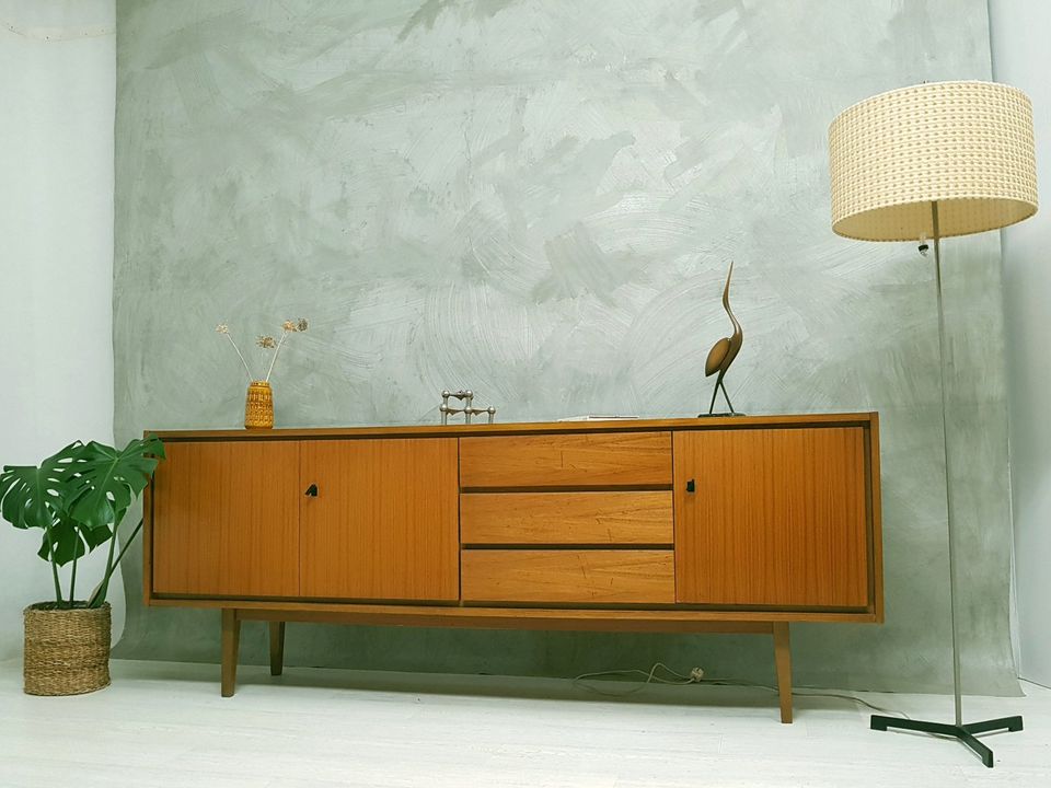 Sideboard Mid Century Vintage 60er Jahre 2 m Nußbaum in Marktbreit