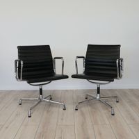 1/2 Vitra Eames EA 107 Leder Konferenzstuhl Office Chair Designer Wuppertal - Heckinghausen Vorschau