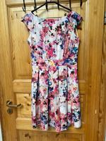 Schönes Blumenkleid in rosa, Kostüm, Größe 38 Saarland - Wadern Vorschau