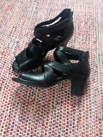 Gerry Weber knöchelhohe Pumps Gr. 40 Berlin - Charlottenburg Vorschau