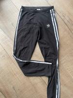 Adidas Hose Sporthose Jogginghose Legging 34 Niedersachsen - Lathen Vorschau