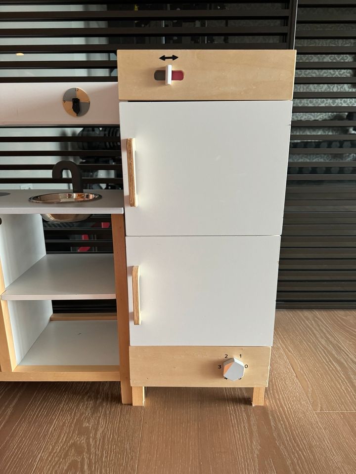 Kids Concept Küche mit Kühlschrank und Zubehör in Bochum