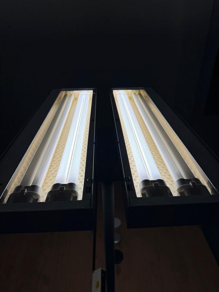 10x Regent Level Bürolampe Tageslichtlampe Büromöbel KK10191 in Rot am See