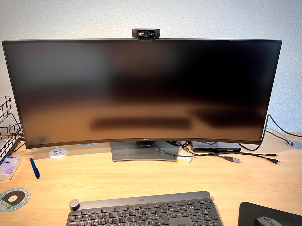 Dell U3818DW Ultrawide Monitor in Ravensburg