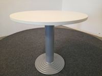 Büromöbel Tisch, rund, lichtgrau,  Ø 80, Art.Nr. 37739 Nordrhein-Westfalen - Zülpich Vorschau