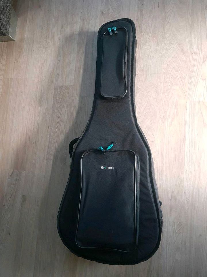 Gitarre Harley Benton D-120BK Neuwertig in Tönisvorst