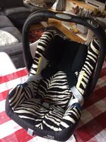 Britax Römer Babyschale in Zebra Look Maxi-Cosi Bayern - Alzenau Vorschau