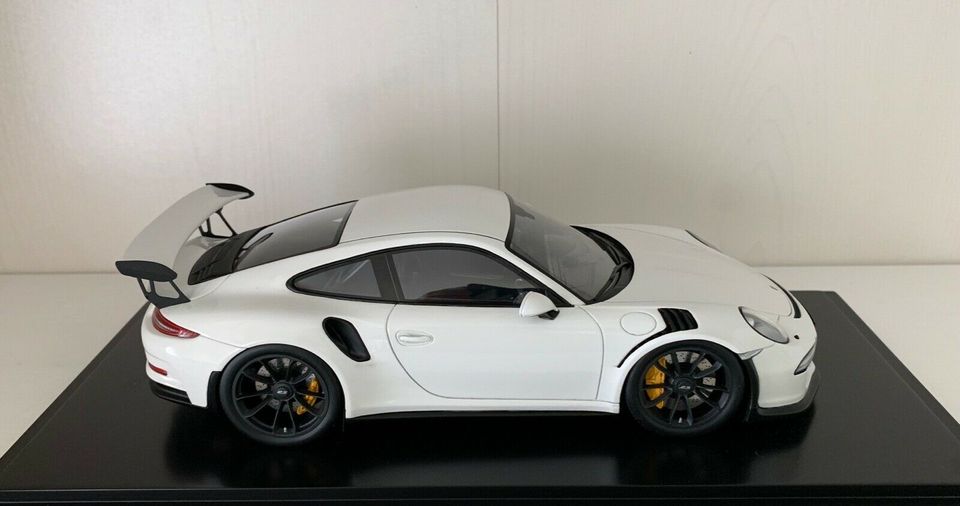 PORSCHE 911 991 GT3 RS Faszination Sportwagen MAP02103616 1:18 in Perl