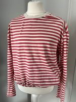 S. Oliver longsleeve langarm Shirt rot Creme weiß gestreift 152 Frankfurt am Main - Seckbach Vorschau