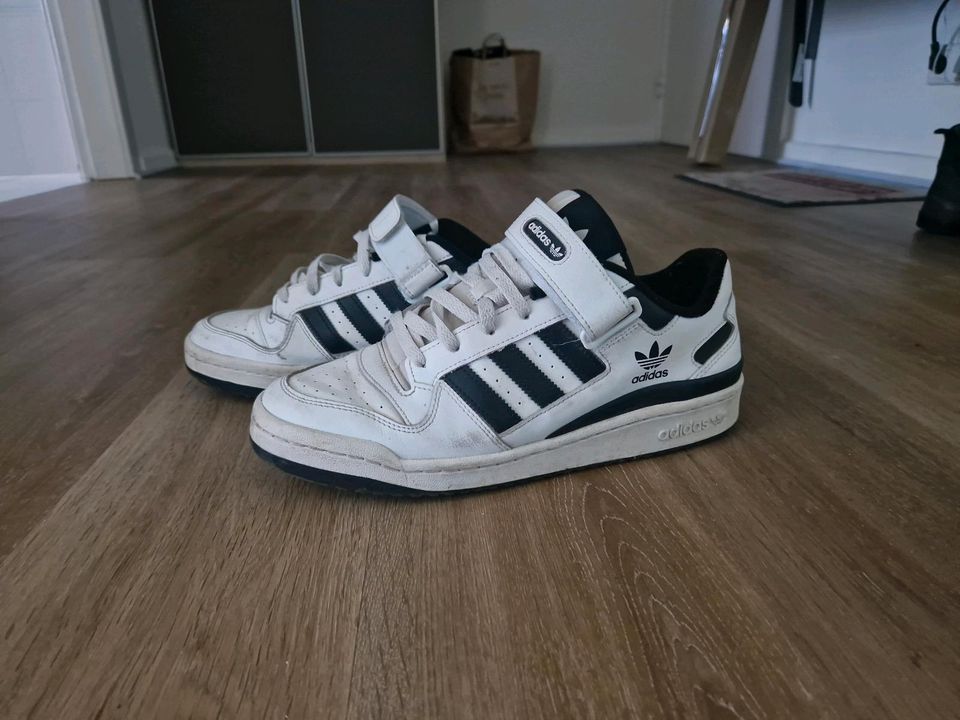 Adidas sneaker 46 in Hamburg