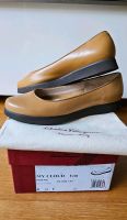 Ferragamo,  Ballerinas Schuhe,  Gr. 37, wie neu! OVP Düsseldorf - Gerresheim Vorschau