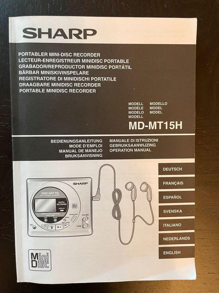 Tragbarer Minidisc-Recorder MD-MT15H (Sharp) in Berlin