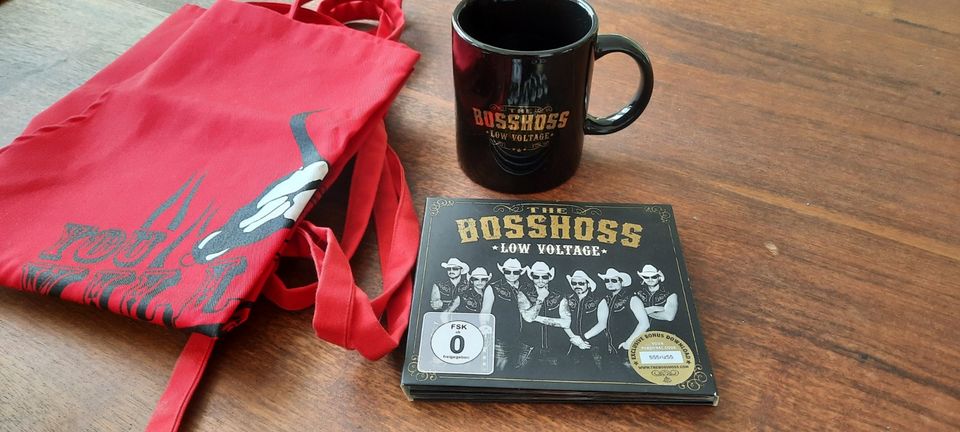 The BossHoss Fanartikel Low Voltage Deluxe Edition CD+DVD, Tasse in  Baden-Württemberg - Gaggenau | eBay Kleinanzeigen ist jetzt Kleinanzeigen