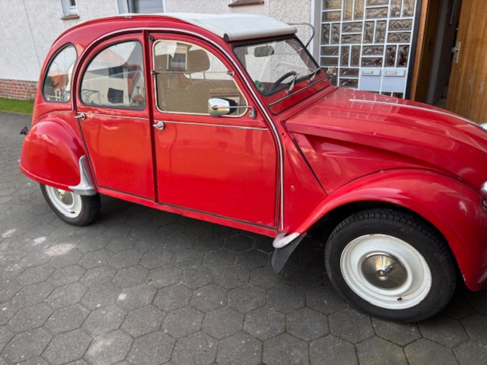 Abbildung des Autos Citroen 2 CV Ente