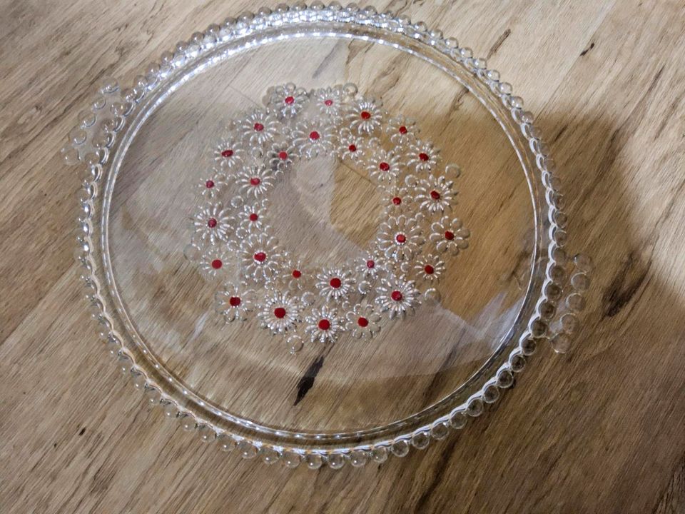 Verkaufe eine runde Kuchenplatte in Glas in Ellwangen (Jagst)