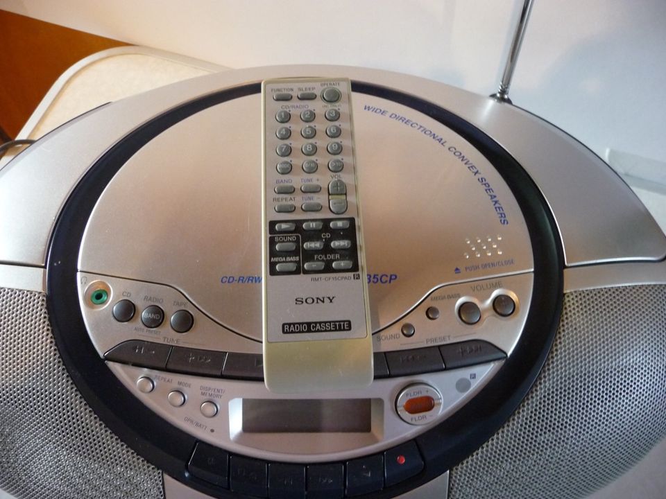 Sony CFD-S35CP CD MP3 Radio mit Tapedeck Kofferradio mit FB in Gelsenkirchen