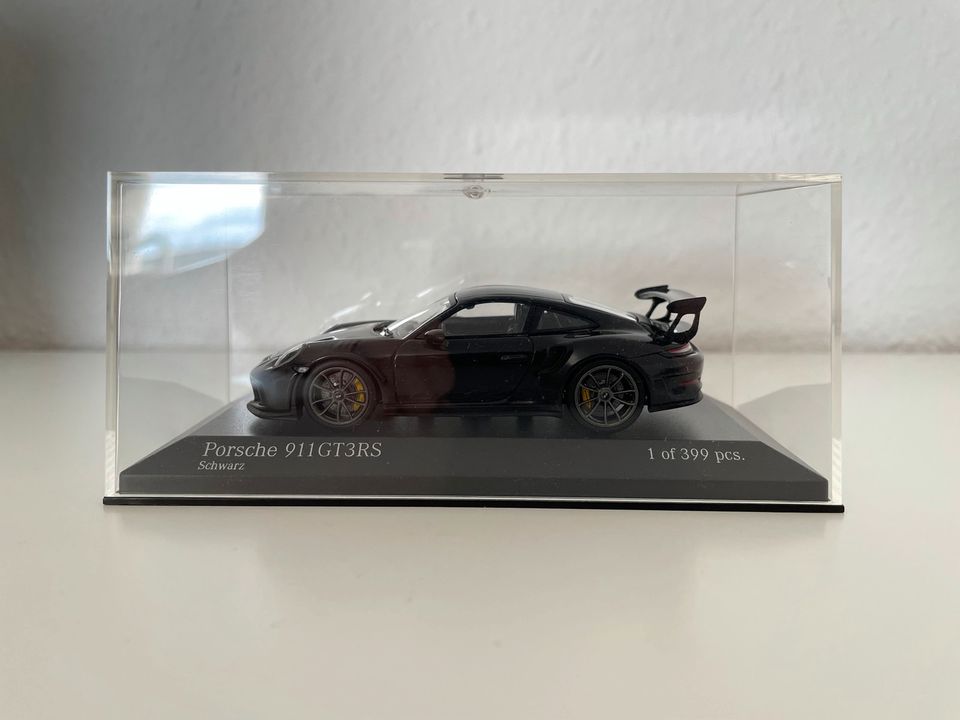 1:43 Porsche 991 GT3 RS (Minichamps) in Bielefeld