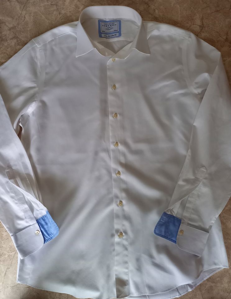 CHARLES TYRWHITT– Herrenhemd –Gr. XL– 43  weiß Zustand: Sehr GUT in Frankfurt am Main