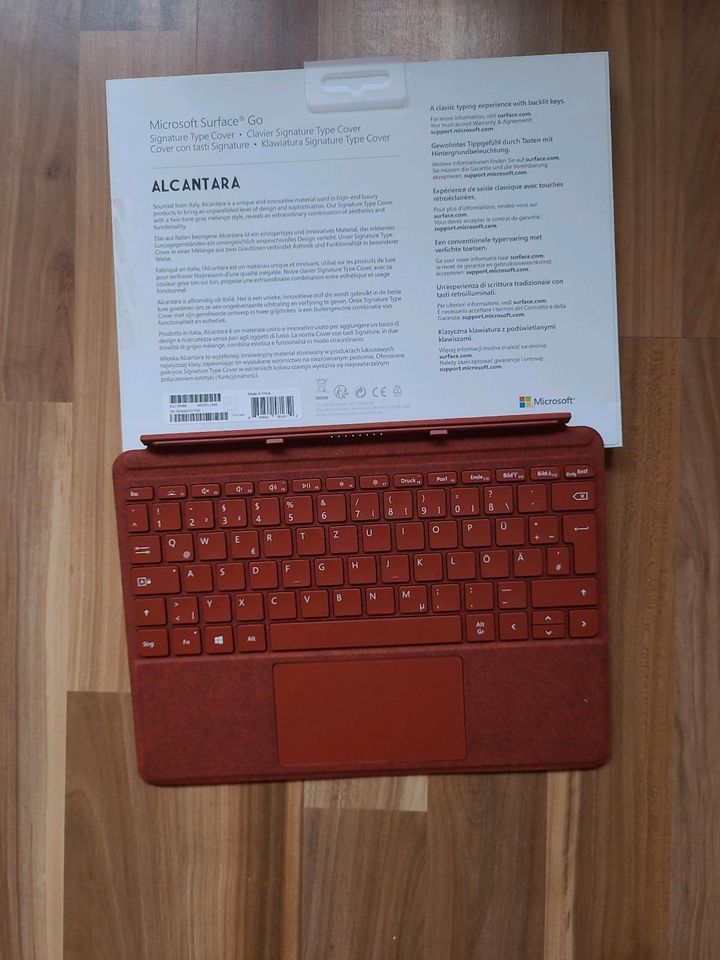 Microsoft Surface Go Komplettset,  rot, wie neu in Wolfhagen 