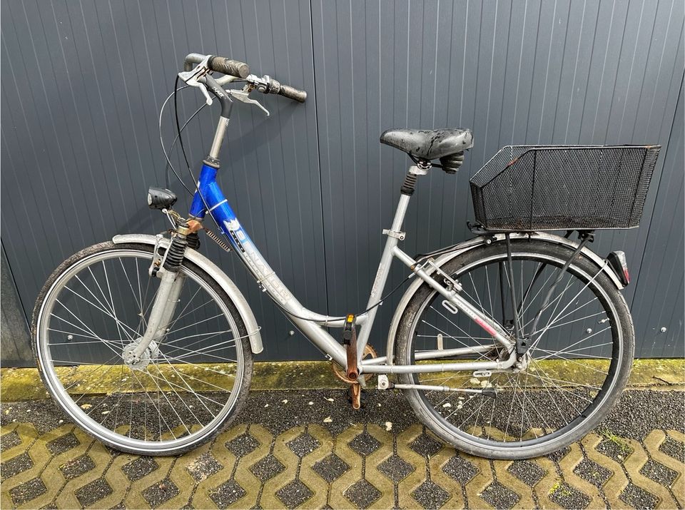 Fahrrad 28 Zoll in Oldenburg