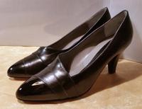 PETER KAISER Pumps High Heels schwarz 60er/70er Vintage Gr.4½ neu Berlin - Tempelhof Vorschau